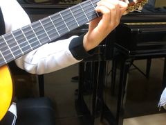 -柏斯音乐艺术中心·钢琴·吉他(上音店)