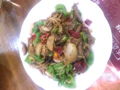 -萨宁音登锡伯风味餐厅(一楼店)