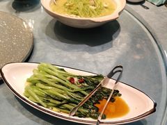 -海派美食·家宴海鲜青岛菜·石锅鲽鱼头(东方城店)