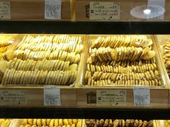 -光明牛奶棚(南泉店)