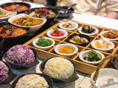 九宫格玲珑前菜-新仙清汤牛腩(铜锣湾店)