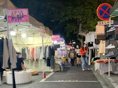 -吴山路夜市