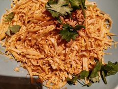 -八府香鸭·啫啫煲(华山路店)