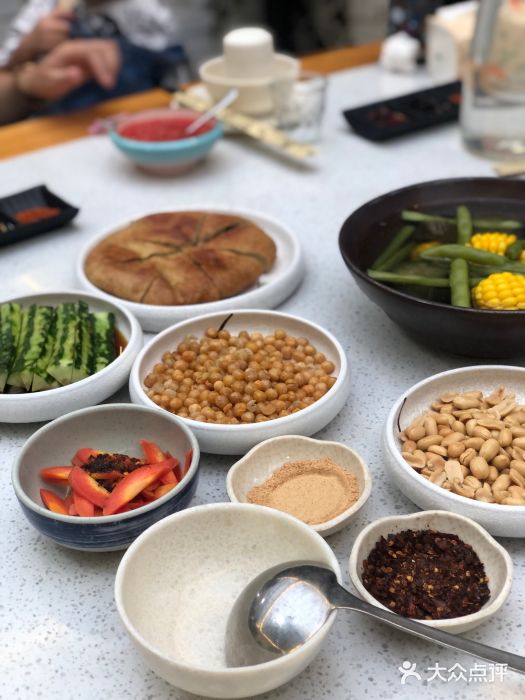浮何烤铺(桐梓林店)图片