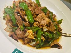 -费大厨辣椒炒肉(高铁吾悦广场店)