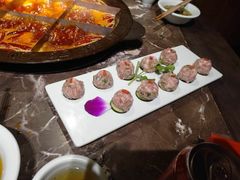 -红九格老火锅(三峡广场店)
