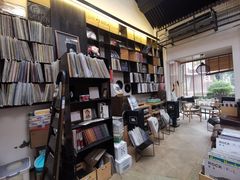 -黑胶星球(华发中城商都店)