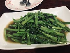 -Dang restaurant (patong phuket)