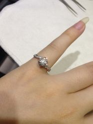 -威德钻石-克拉钻大本营(南京东路店)