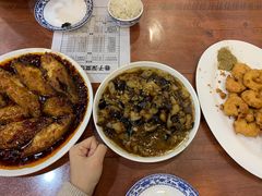 -巷子深菜馆·津门肘子(滨海店)