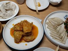 -关东小磨东北菜(上海长风大悦城店)
