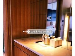 -上海漕河泾万丽酒店