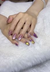 -UGIRL有个美甲