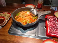 -夺欢喜贵州酸汤牛肉火锅(静安寺店)