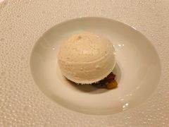 -Le Bernardin