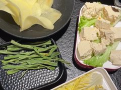 -晓宇重庆火锅(西安荟聚店)