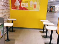 用餐区-麦当劳(皇岗路店)