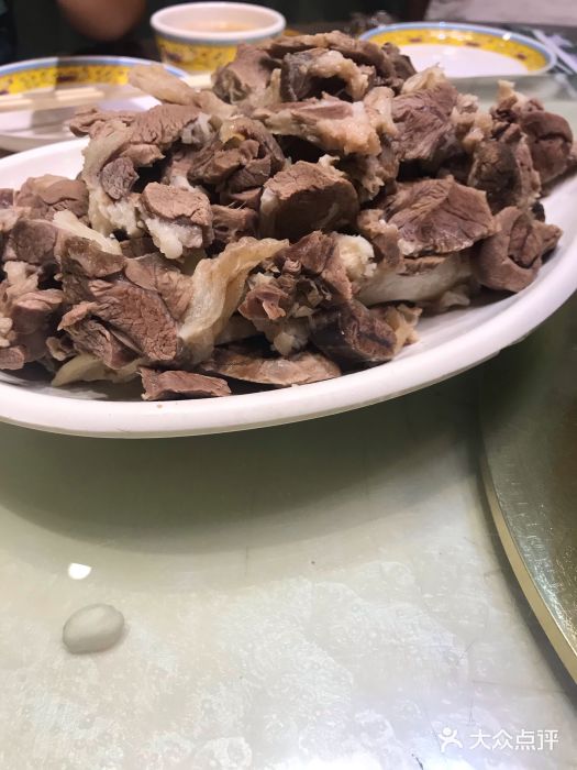 锡林河饭店手把羊肉图片