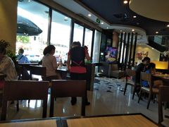 大堂-必胜客(东兴商厦店)