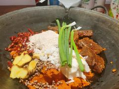 -四小区火锅·巷子里的重庆火锅(花照壁店)