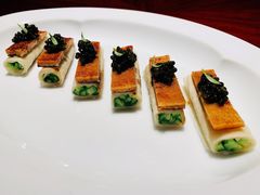 鱼子酱脆皮松板肉-解香楼(八盘岭路店)