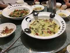 -江渔兒酸菜魚專門店(顺盈时代广场店)