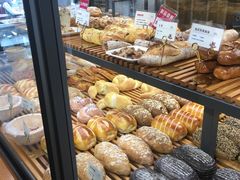 -焙丽拾光(麦凯乐直营店)