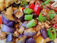 茄子肉丁小公鸡双拼拌面-文三里屯面馆(三里屯店)