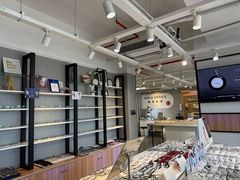 -瑞司视光眼镜·蔡司战略合作眼镜店(新街口店)