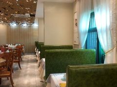 卡座-丹江口渔村·湘味厨房(桃园店)