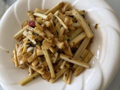 -天乐农家鱼头王(天目湖店)