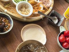 -包整·丝娃娃(一览甲秀楼风景店)