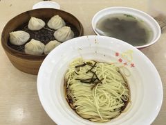 -珊珊小笼馆(仙霞路店)