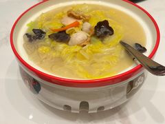 -大连星海皇冠假日酒店