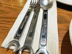 餐具摆设-1886德国汽车餐厅(外滩中央店)