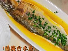 -韵秋荷(宝山龙湖天街店)