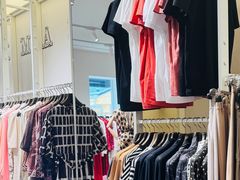 -Max Mara(王府井奥莱·香江小镇店)