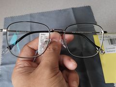 -罗伯特眼镜·蔡司官方授权(罗湖国贸店)