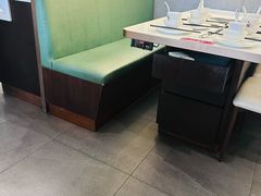 -德林酸菜鱼火锅(南丹店)
