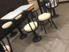用餐区-麦当劳(春风店)