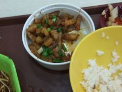 -六和餐饮(东城根店)