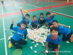 -生活时间羽毛球培训俱乐部