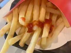 -麦当劳(友谊路得来速店)