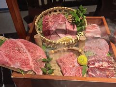 -山川小町·极番烧肉(新地假日广场店)