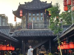 -小龙翻大江文化火锅(宽窄店)