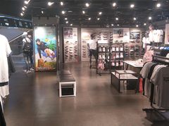 -斯凯奇(西安曲江大悦城店)