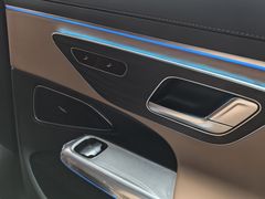 -上海星瀚奔驰4S店(红柳路店)