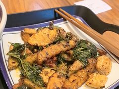 -云阿蛮云南生烫牛肉米线(奉贤路店)