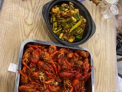 -江城燕子大排档(江汉路步行街店)