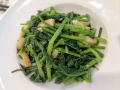 -汗腾格里·风味餐厅(新疆驻京办店)
